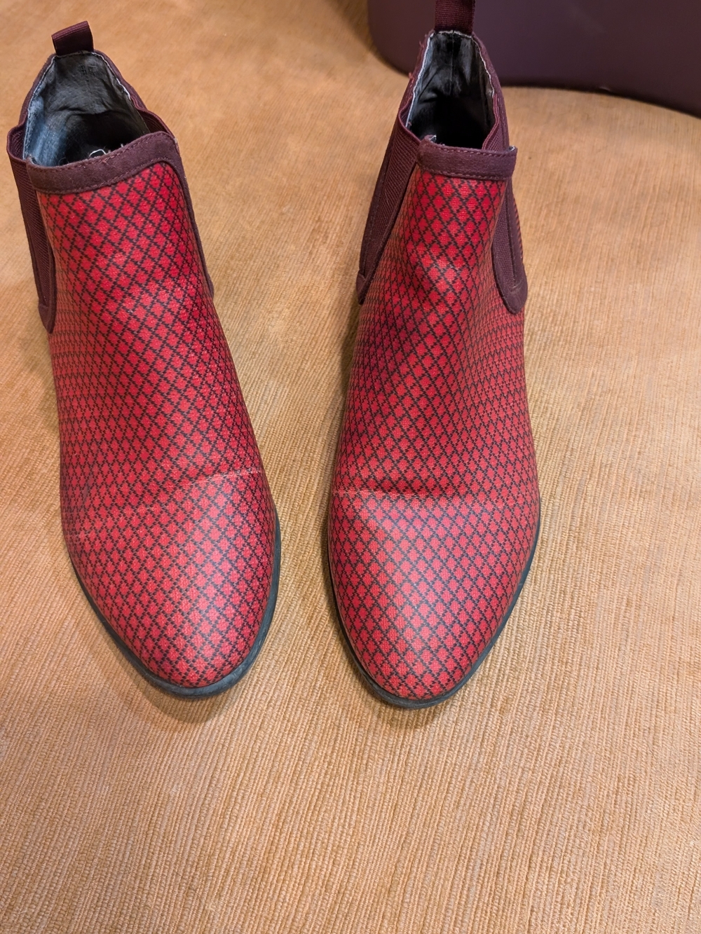 Bilikadan Red Black Mesh Chelsea Ankle Boots Size 9 Low Heel